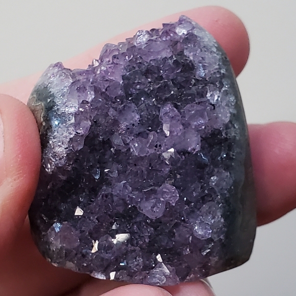 Amethyst Crystals - Picture 7 of 11